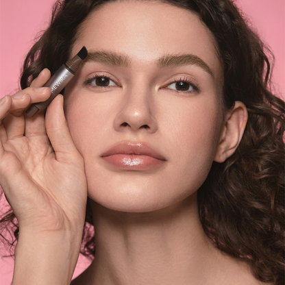 Mewira - Des sourcils naturellement plus fournis en quelques secondes